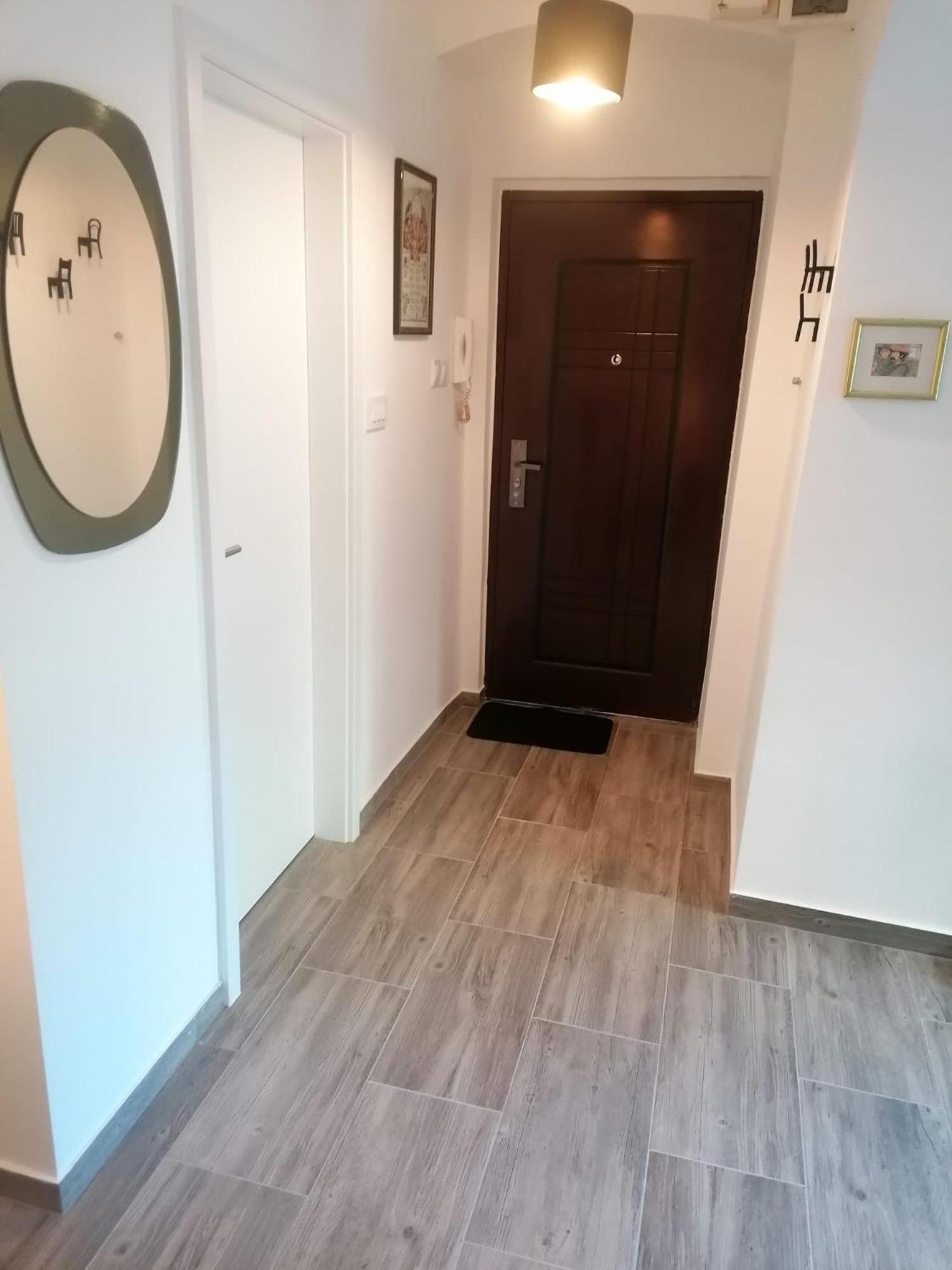 Zagreb 2 Botanical Garden Budget Apartment Ngoại thất bức ảnh